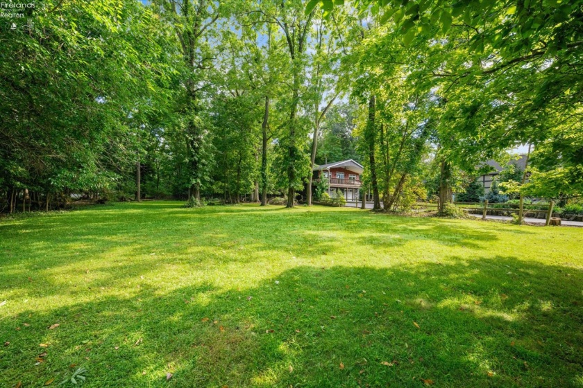 3175 Memorial Shoreway Drive, Marblehead, 43440, 3 Bedrooms Bedrooms, ,2 BathroomsBathrooms,Residential,For Sale,Memorial Shoreway,20261237