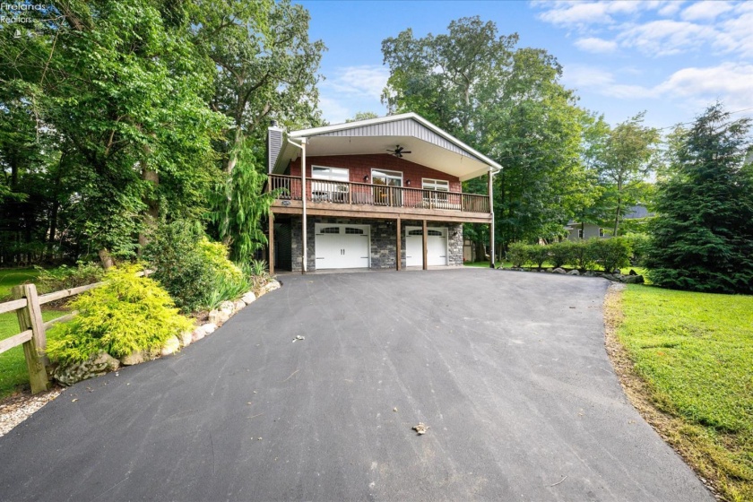 3175 Memorial Shoreway Drive, Marblehead, 43440, 3 Bedrooms Bedrooms, ,2 BathroomsBathrooms,Residential,For Sale,Memorial Shoreway,20261237