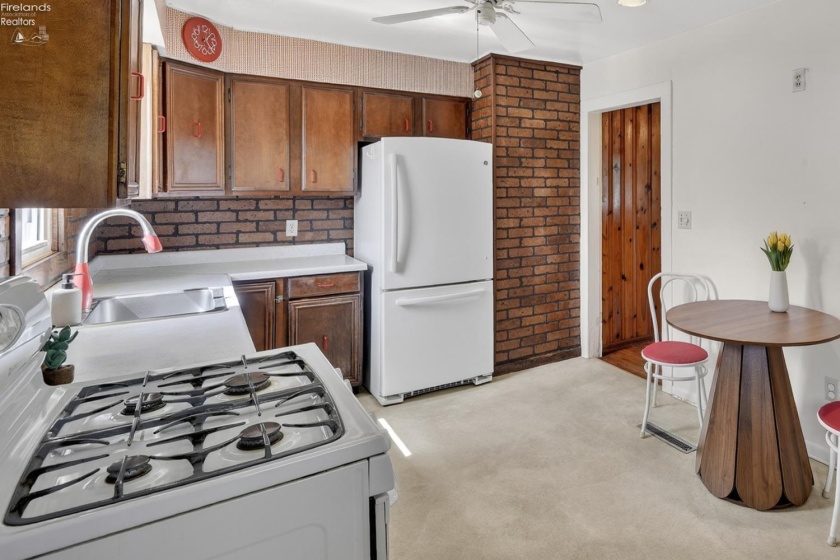 45089 E Hamilton St, Oberlin, 44074, 3 Bedrooms Bedrooms, ,2 BathroomsBathrooms,Residential,For Sale,E Hamilton St,20261236