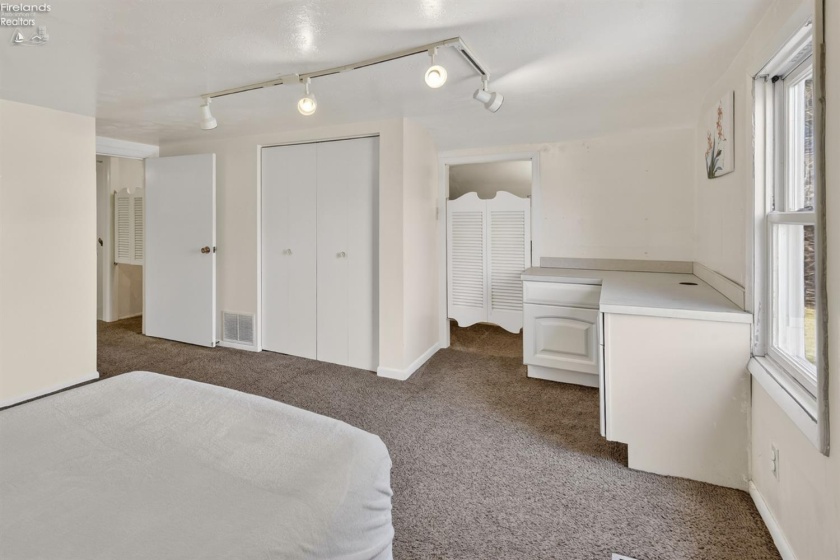 45089 E Hamilton St, Oberlin, 44074, 3 Bedrooms Bedrooms, ,2 BathroomsBathrooms,Residential,For Sale,E Hamilton St,20261236