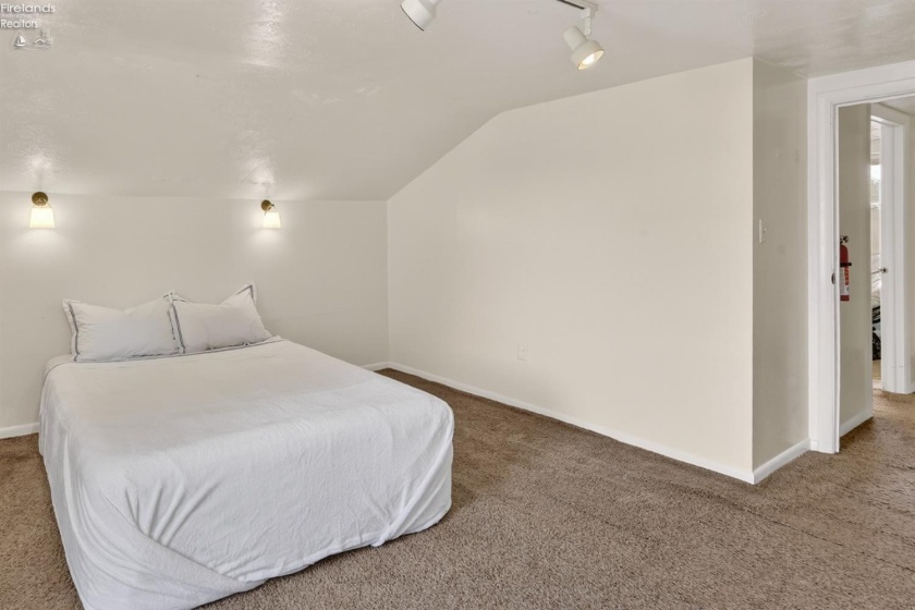 45089 E Hamilton St, Oberlin, 44074, 3 Bedrooms Bedrooms, ,2 BathroomsBathrooms,Residential,For Sale,E Hamilton St,20261236