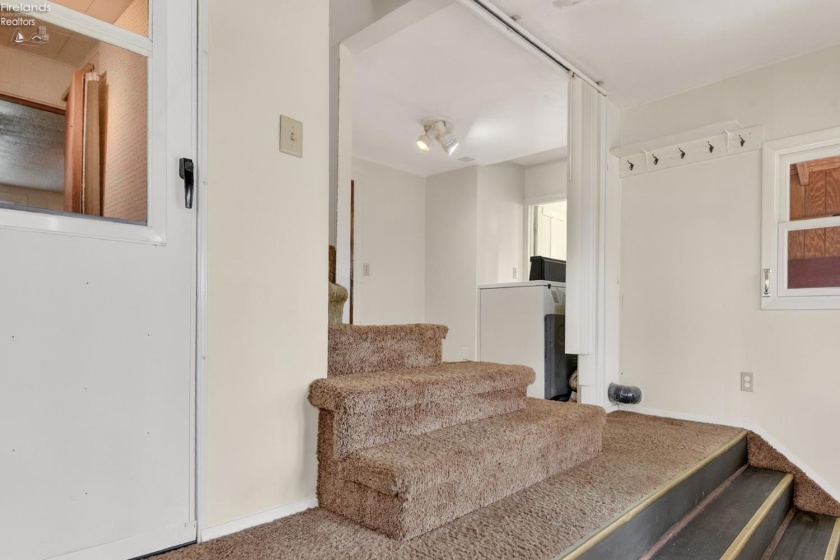 45089 E Hamilton St, Oberlin, 44074, 3 Bedrooms Bedrooms, ,2 BathroomsBathrooms,Residential,For Sale,E Hamilton St,20261236