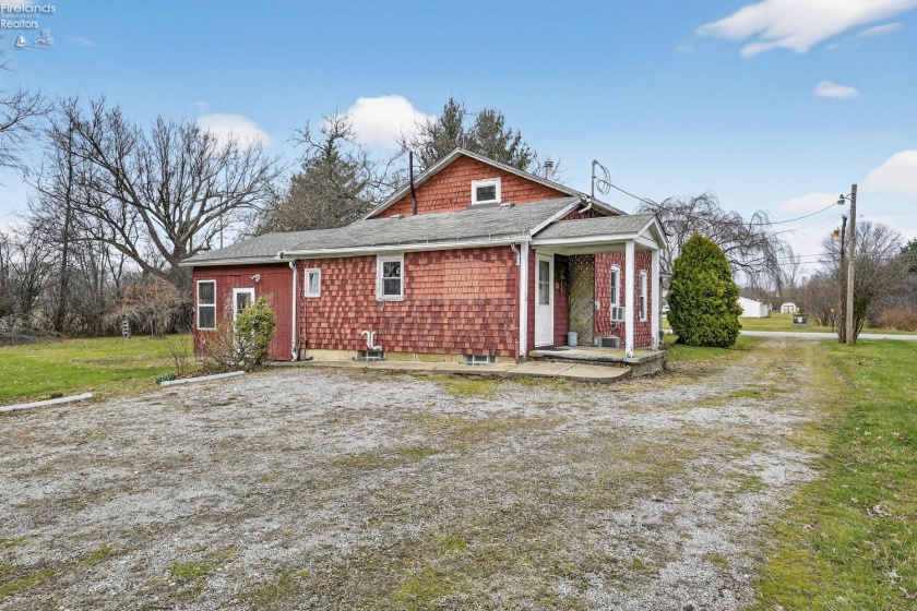 45089 E Hamilton St, Oberlin, 44074, 3 Bedrooms Bedrooms, ,2 BathroomsBathrooms,Residential,For Sale,E Hamilton St,20261236