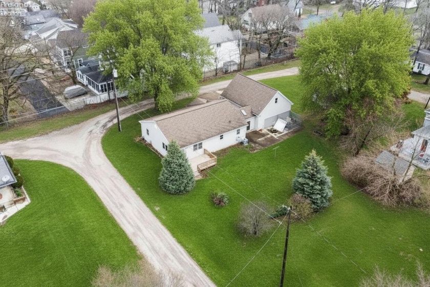 715 Cherry Avenue, Lakeside, 43440, 3 Bedrooms Bedrooms, ,3 BathroomsBathrooms,Residential,For Sale,Cherry,20261122