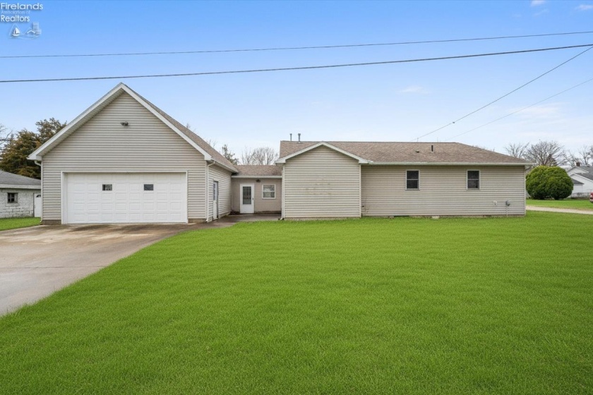 715 Cherry Avenue, Lakeside, 43440, 3 Bedrooms Bedrooms, ,3 BathroomsBathrooms,Residential,For Sale,Cherry,20261122