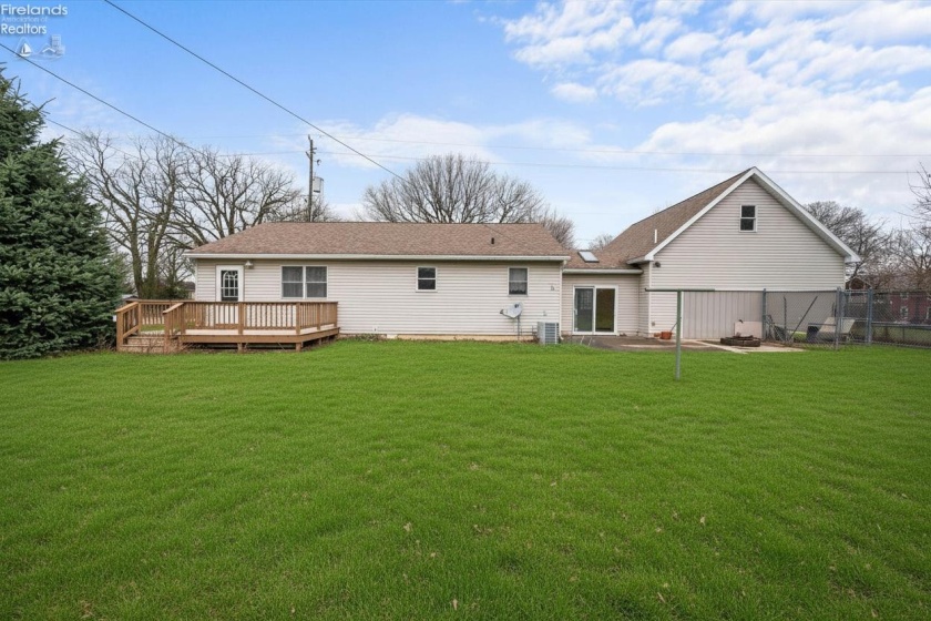 715 Cherry Avenue, Lakeside, 43440, 3 Bedrooms Bedrooms, ,3 BathroomsBathrooms,Residential,For Sale,Cherry,20261122