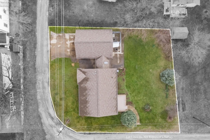 715 Cherry Avenue, Lakeside, 43440, 3 Bedrooms Bedrooms, ,3 BathroomsBathrooms,Residential,For Sale,Cherry,20261122