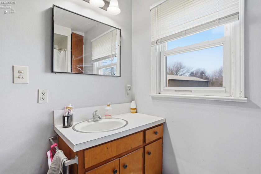 1444 County Road 50, Tiffin, 44883, 3 Bedrooms Bedrooms, ,1 BathroomBathrooms,Residential,For Sale,County Road 50,20261173