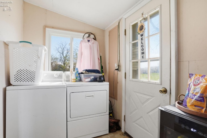 1444 County Road 50, Tiffin, 44883, 3 Bedrooms Bedrooms, ,1 BathroomBathrooms,Residential,For Sale,County Road 50,20261173