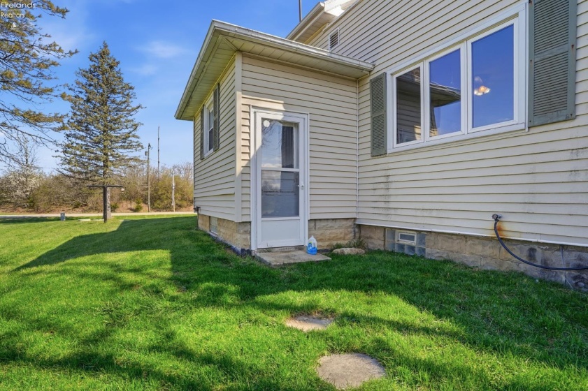 1444 County Road 50, Tiffin, 44883, 3 Bedrooms Bedrooms, ,1 BathroomBathrooms,Residential,For Sale,County Road 50,20261173