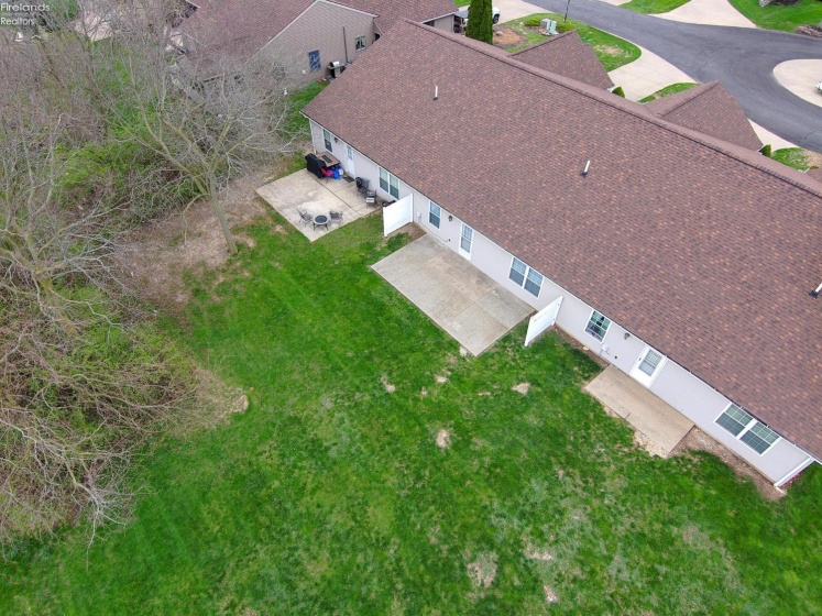 4716 Lake Court, Sandusky, 44870, 2 Bedrooms Bedrooms, ,2 BathroomsBathrooms,Residential,For Sale,Lake Court,20261198