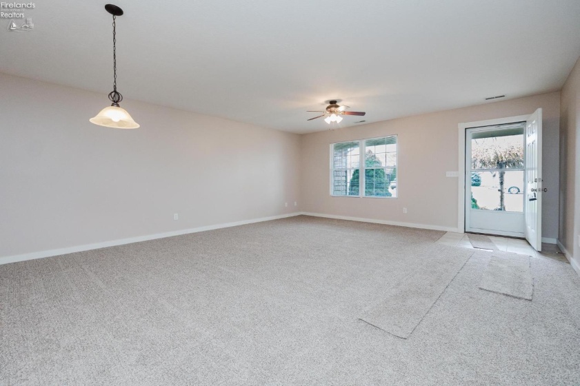 4716 Lake Court, Sandusky, 44870, 2 Bedrooms Bedrooms, ,2 BathroomsBathrooms,Residential,For Sale,Lake Court,20261198