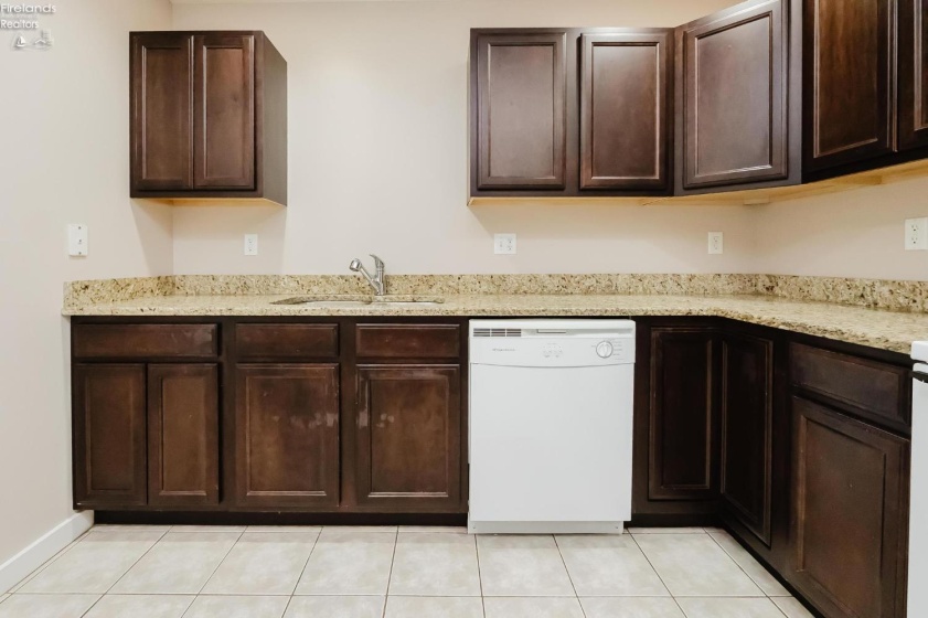 4716 Lake Court, Sandusky, 44870, 2 Bedrooms Bedrooms, ,2 BathroomsBathrooms,Residential,For Sale,Lake Court,20261198