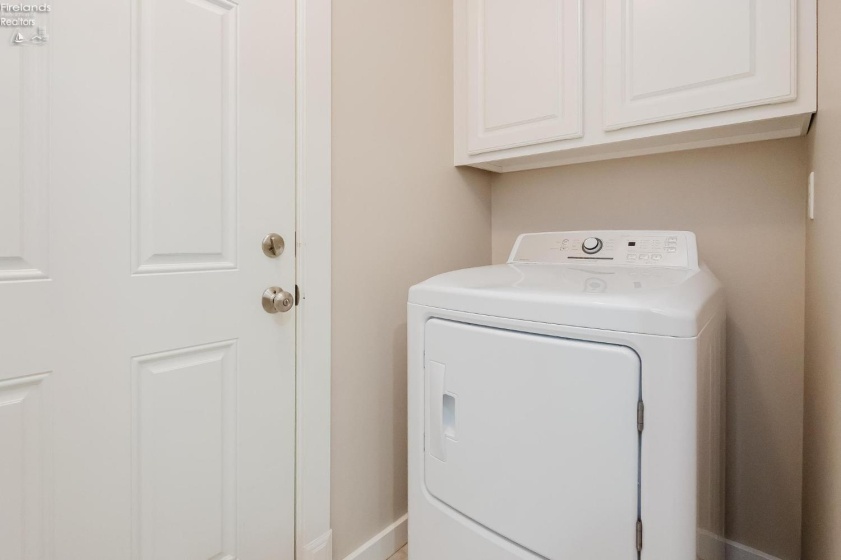 4716 Lake Court, Sandusky, 44870, 2 Bedrooms Bedrooms, ,2 BathroomsBathrooms,Residential,For Sale,Lake Court,20261198