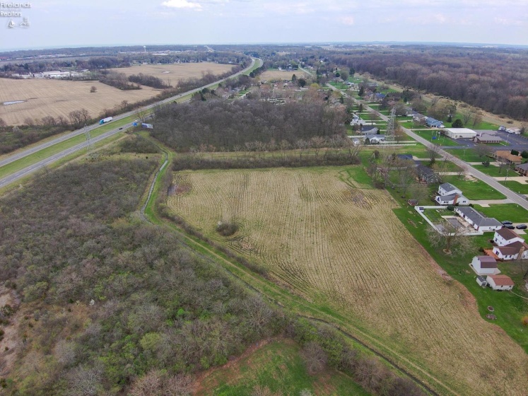 4716 Lake Court, Sandusky, 44870, 2 Bedrooms Bedrooms, ,2 BathroomsBathrooms,Residential,For Sale,Lake Court,20261198