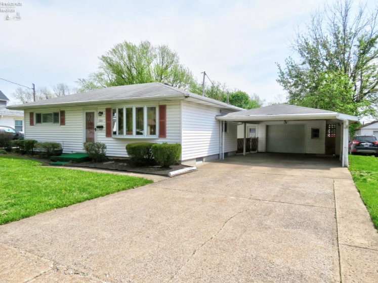 1720 Buchanan Street, Sandusky, 44870, 2 Bedrooms Bedrooms, ,2 BathroomsBathrooms,Residential,For Sale,Buchanan,20260847
