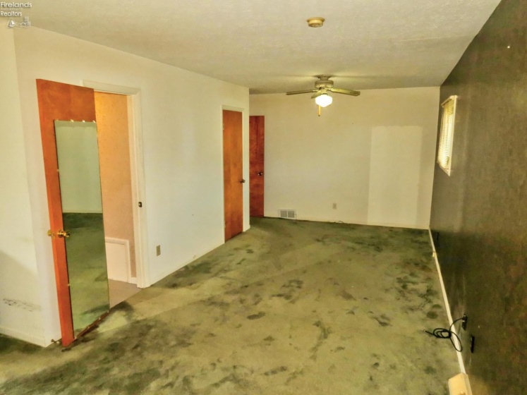 1720 Buchanan Street, Sandusky, 44870, 2 Bedrooms Bedrooms, ,2 BathroomsBathrooms,Residential,For Sale,Buchanan,20260847