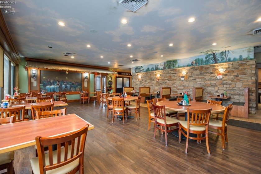 4415 Liberty Avenue, Vermilion, 44089, ,Commercial,For Sale,Liberty,20261243