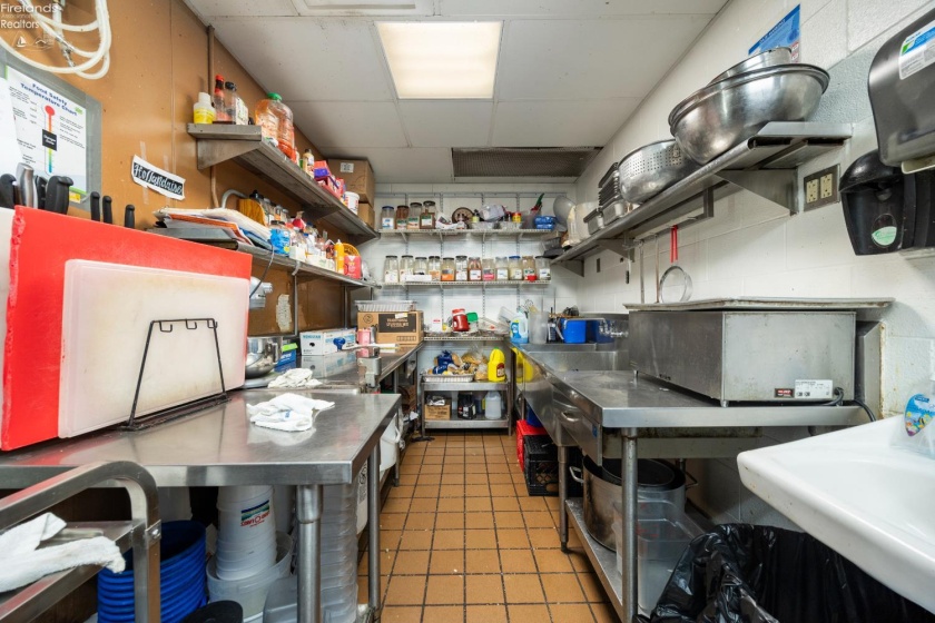 4415 Liberty Avenue, Vermilion, 44089, ,Commercial,For Sale,Liberty,20261243