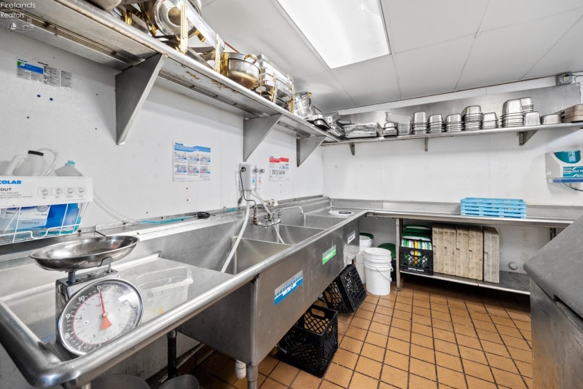 4415 Liberty Avenue, Vermilion, 44089, ,Commercial,For Sale,Liberty,20261243