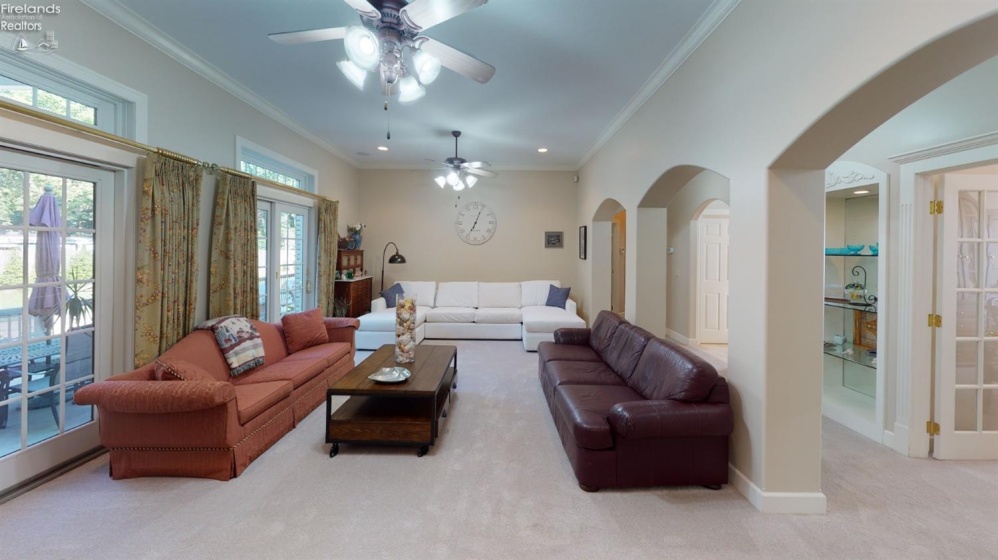 1876 Lakewood Avenue, Port Clinton, 43452, 4 Bedrooms Bedrooms, ,5 BathroomsBathrooms,Residential,For Sale,Lakewood,20261238