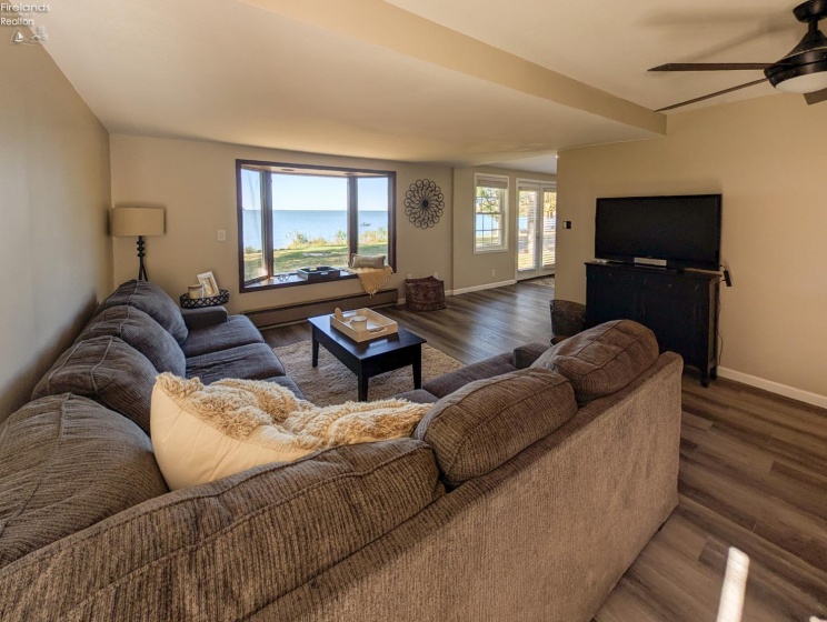 1741 Put In Bay Road, Put-In-Bay, 43456, 2 Bedrooms Bedrooms, ,1 BathroomBathrooms,Residential,For Sale,Put In Bay,20261190