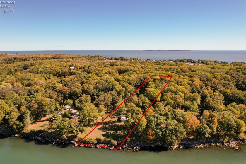 1741 Put In Bay Road, Put-In-Bay, 43456, 2 Bedrooms Bedrooms, ,1 BathroomBathrooms,Residential,For Sale,Put In Bay,20261190