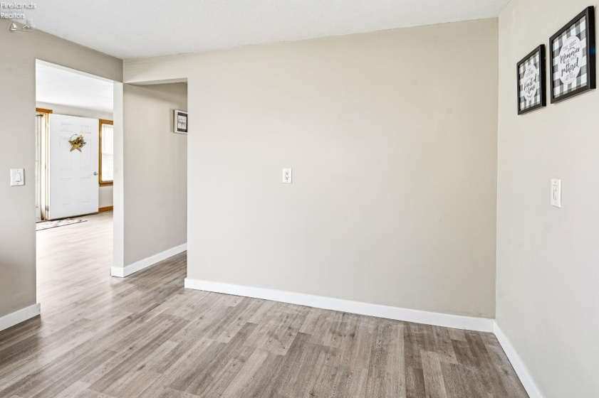 824 Everett Road, Fremont, 43420, 2 Bedrooms Bedrooms, ,1 BathroomBathrooms,Residential,For Sale,Everett,20261045