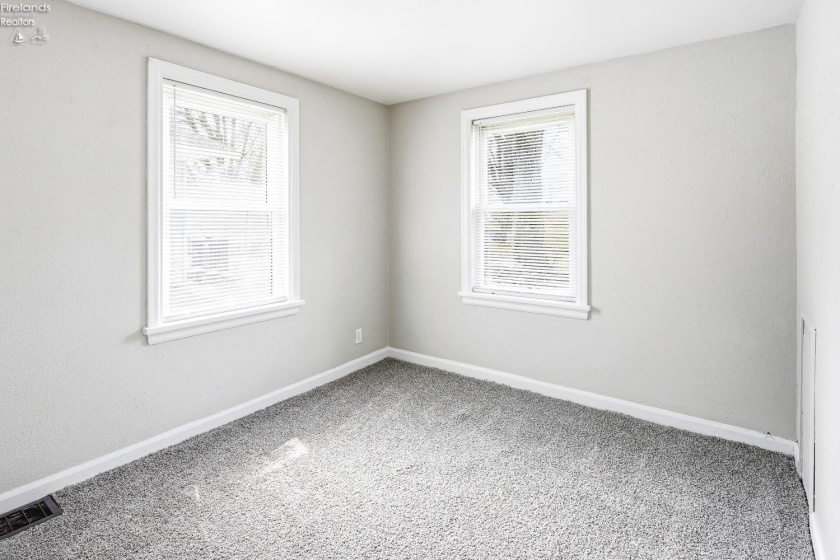 824 Everett Road, Fremont, 43420, 2 Bedrooms Bedrooms, ,1 BathroomBathrooms,Residential,For Sale,Everett,20261045