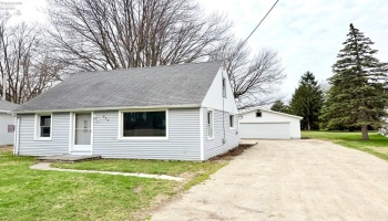 824 Everett Road, Fremont, 43420, 2 Bedrooms Bedrooms, ,1 BathroomBathrooms,Residential,For Sale,Everett,20261045