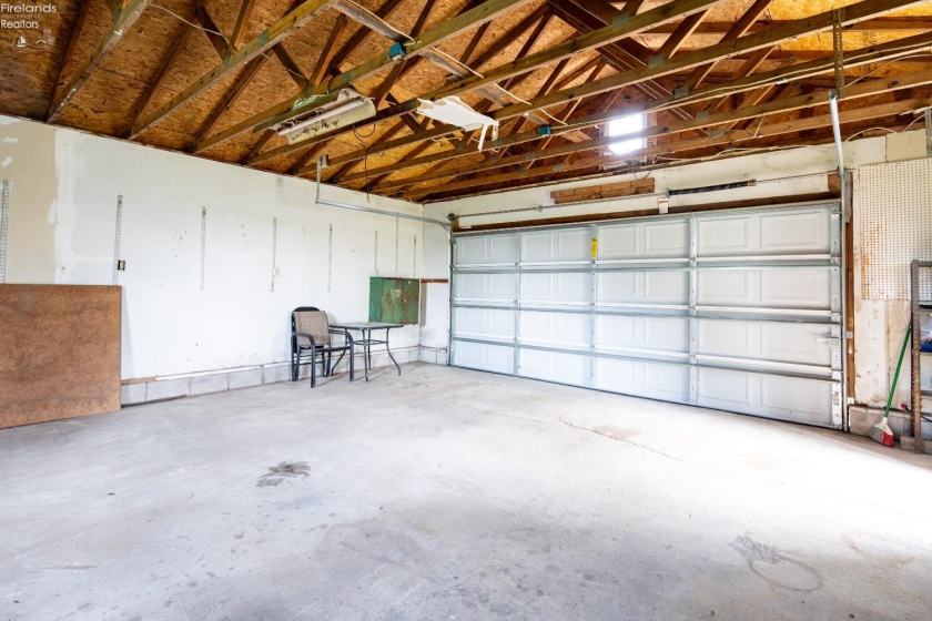 824 Everett Road, Fremont, 43420, 2 Bedrooms Bedrooms, ,1 BathroomBathrooms,Residential,For Sale,Everett,20261045