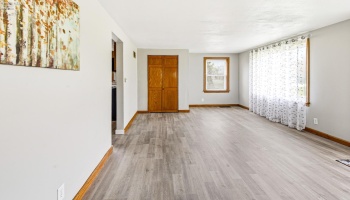 824 Everett Road, Fremont, 43420, 2 Bedrooms Bedrooms, ,1 BathroomBathrooms,Residential,For Sale,Everett,20261045