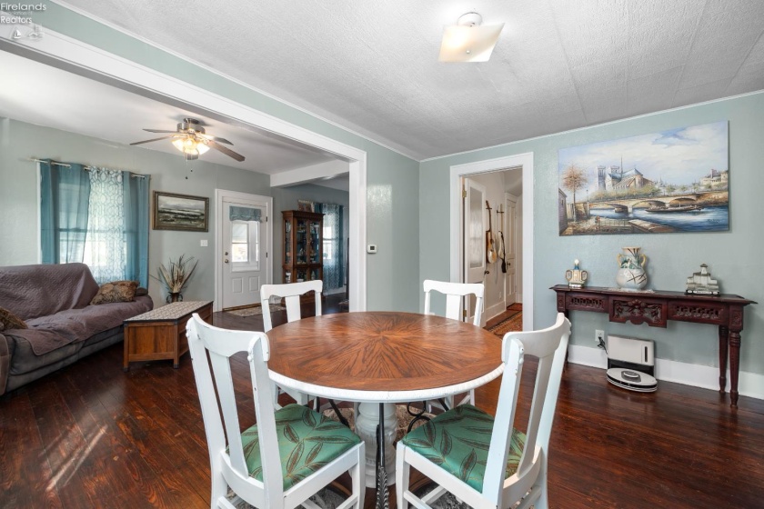 426 Locust Street, Oak Harbor, 43449, 3 Bedrooms Bedrooms, ,1 BathroomBathrooms,Residential,For Sale,Locust,20261129