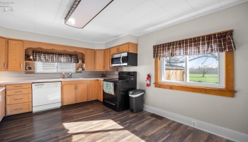 426 Locust Street, Oak Harbor, 43449, 3 Bedrooms Bedrooms, ,1 BathroomBathrooms,Residential,For Sale,Locust,20261129