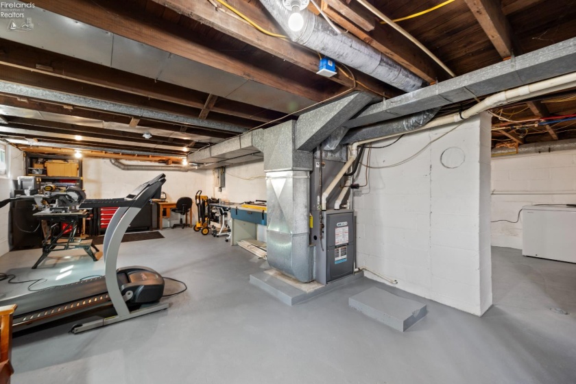 426 Locust Street, Oak Harbor, 43449, 3 Bedrooms Bedrooms, ,1 BathroomBathrooms,Residential,For Sale,Locust,20261129