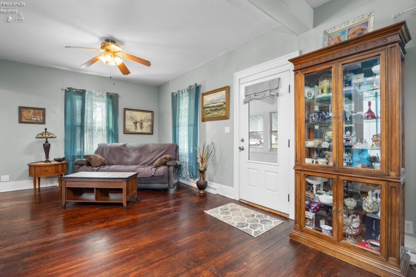 426 Locust Street, Oak Harbor, 43449, 3 Bedrooms Bedrooms, ,1 BathroomBathrooms,Residential,For Sale,Locust,20261129