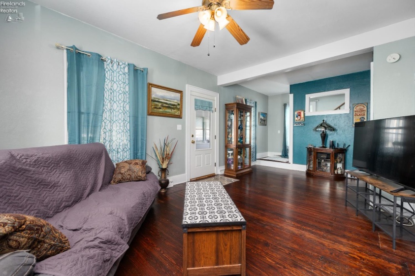 426 Locust Street, Oak Harbor, 43449, 3 Bedrooms Bedrooms, ,1 BathroomBathrooms,Residential,For Sale,Locust,20261129