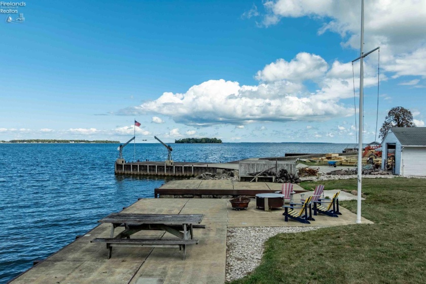 1049 SR 357, Put-In-Bay, 43456, 4 Bedrooms Bedrooms, ,3 BathroomsBathrooms,Residential,For Sale,SR 357,20261250