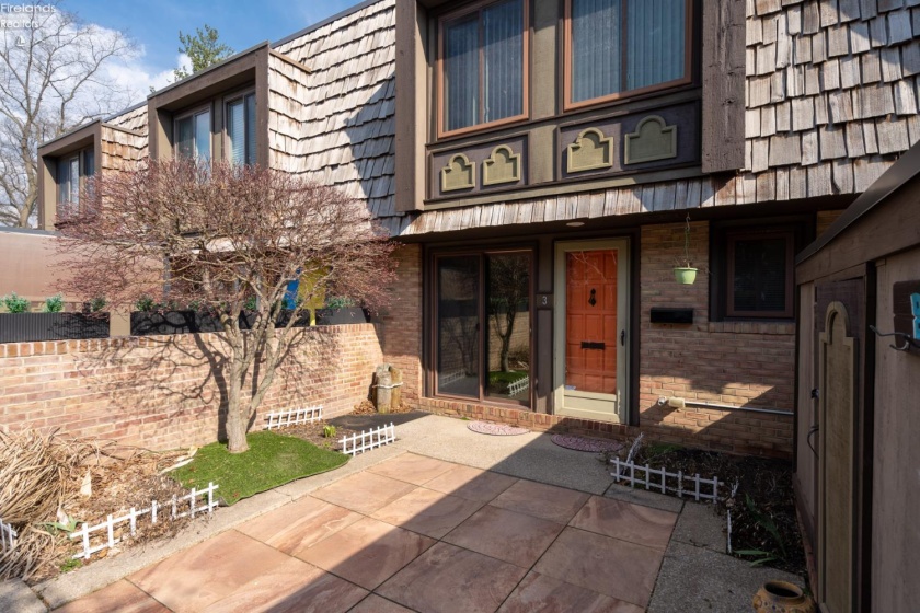 1110 By The Shores Drive, Huron, 44839, 2 Bedrooms Bedrooms, ,2 BathroomsBathrooms,Residential,For Sale,By The Shores,20261219