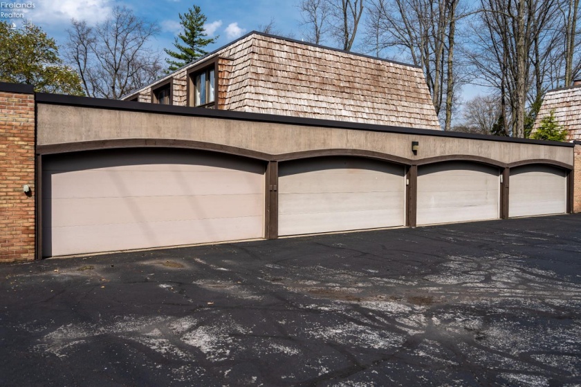 1110 By The Shores Drive, Huron, 44839, 2 Bedrooms Bedrooms, ,2 BathroomsBathrooms,Residential,For Sale,By The Shores,20261219