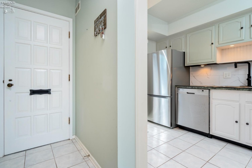 1110 By The Shores Drive, Huron, 44839, 2 Bedrooms Bedrooms, ,2 BathroomsBathrooms,Residential,For Sale,By The Shores,20261219