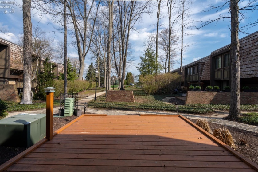 1110 By The Shores Drive, Huron, 44839, 2 Bedrooms Bedrooms, ,2 BathroomsBathrooms,Residential,For Sale,By The Shores,20261219