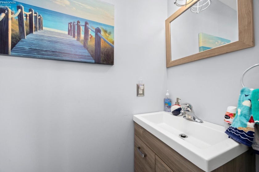 1371 Cleveland Road, Huron, 44839, 1 Bedroom Bedrooms, ,2 BathroomsBathrooms,Residential,For Sale,Cleveland,20261193