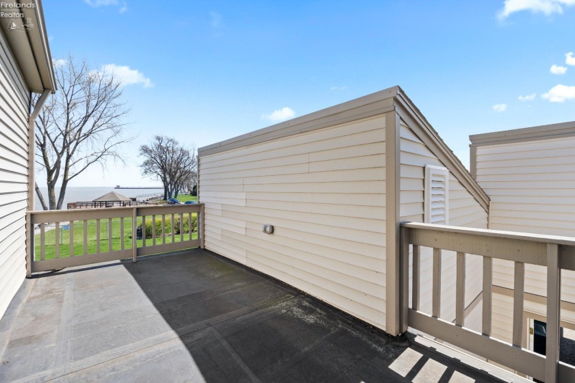 1371 Cleveland Road, Huron, 44839, 1 Bedroom Bedrooms, ,2 BathroomsBathrooms,Residential,For Sale,Cleveland,20261193