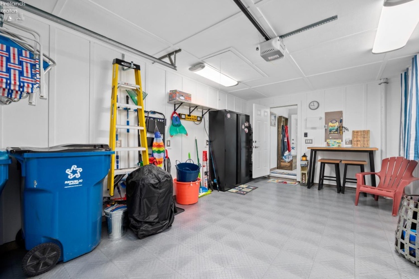 1371 Cleveland Road, Huron, 44839, 1 Bedroom Bedrooms, ,2 BathroomsBathrooms,Residential,For Sale,Cleveland,20261193