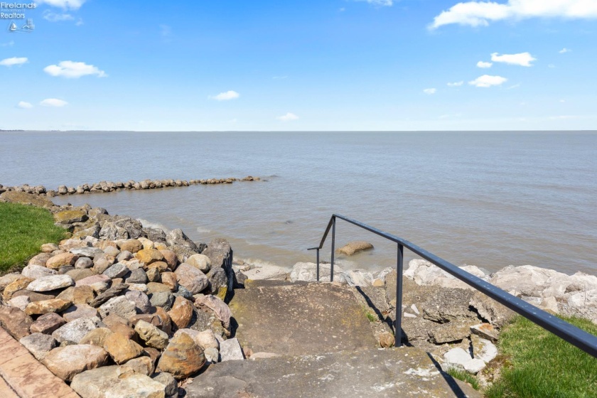 1371 Cleveland Road, Huron, 44839, 1 Bedroom Bedrooms, ,2 BathroomsBathrooms,Residential,For Sale,Cleveland,20261193