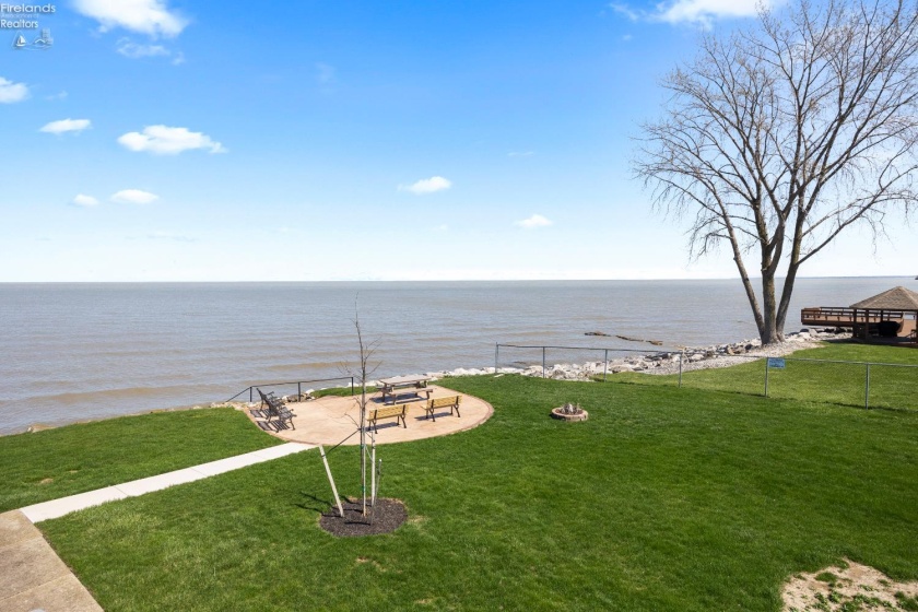 1371 Cleveland Road, Huron, 44839, 1 Bedroom Bedrooms, ,2 BathroomsBathrooms,Residential,For Sale,Cleveland,20261193