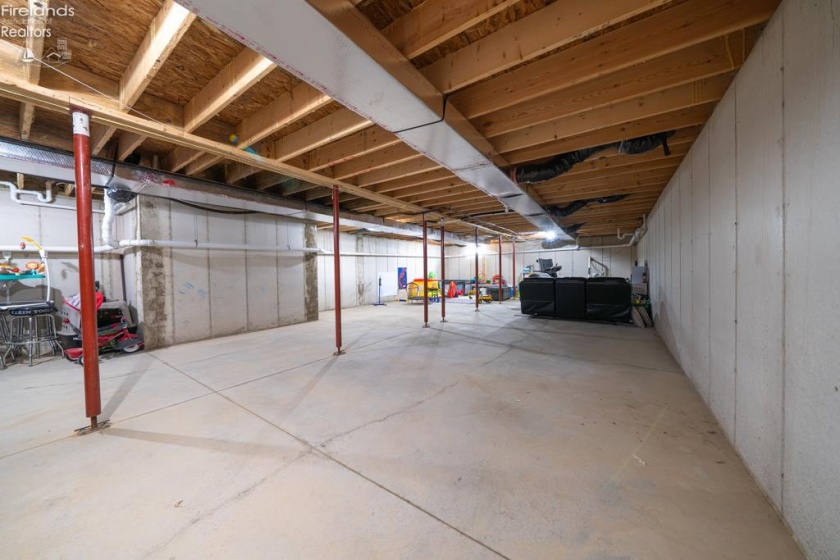 290 Ethan Drive, Fremont, 43420, 3 Bedrooms Bedrooms, ,2 BathroomsBathrooms,Residential,For Sale,Ethan,20261251