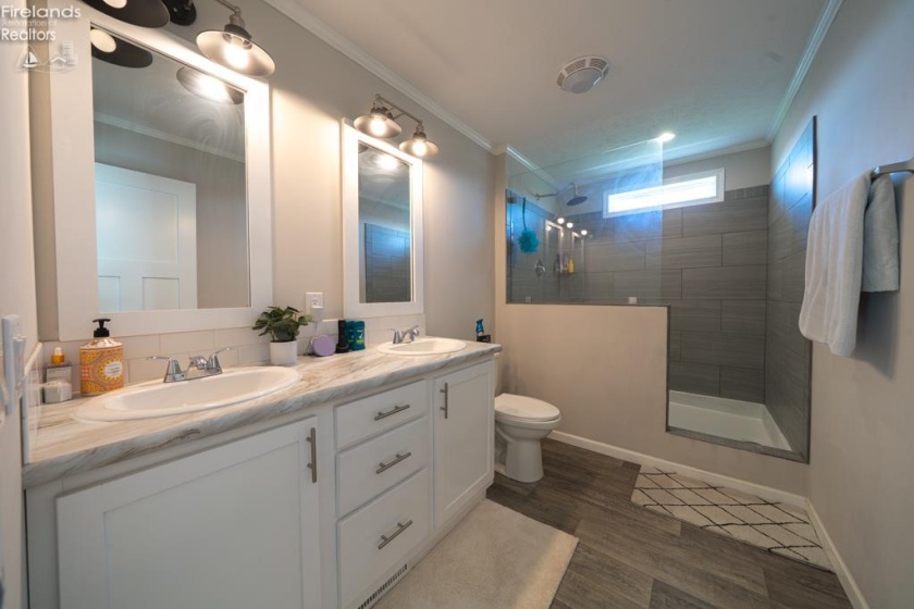 290 Ethan Drive, Fremont, 43420, 3 Bedrooms Bedrooms, ,2 BathroomsBathrooms,Residential,For Sale,Ethan,20261251