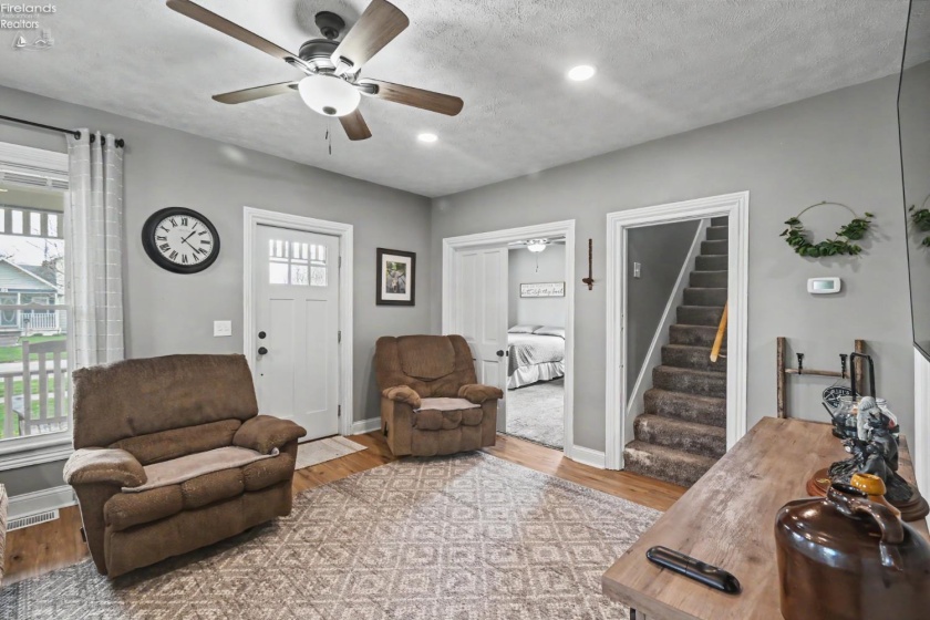 92 Main Street, New London, 44851, 3 Bedrooms Bedrooms, ,2 BathroomsBathrooms,Residential,For Sale,Main Street,20261260